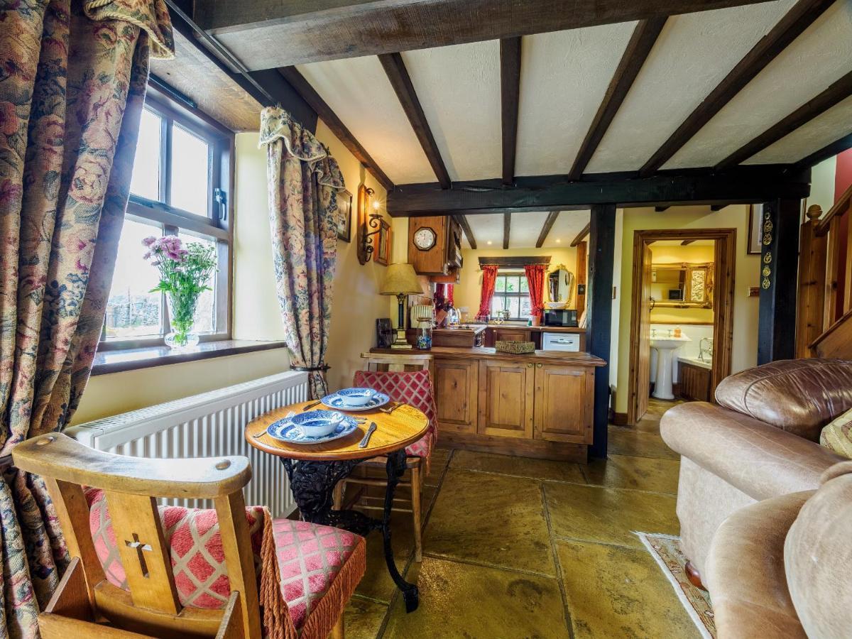 Sweet Knoll Cottage Бъкстън Екстериор снимка